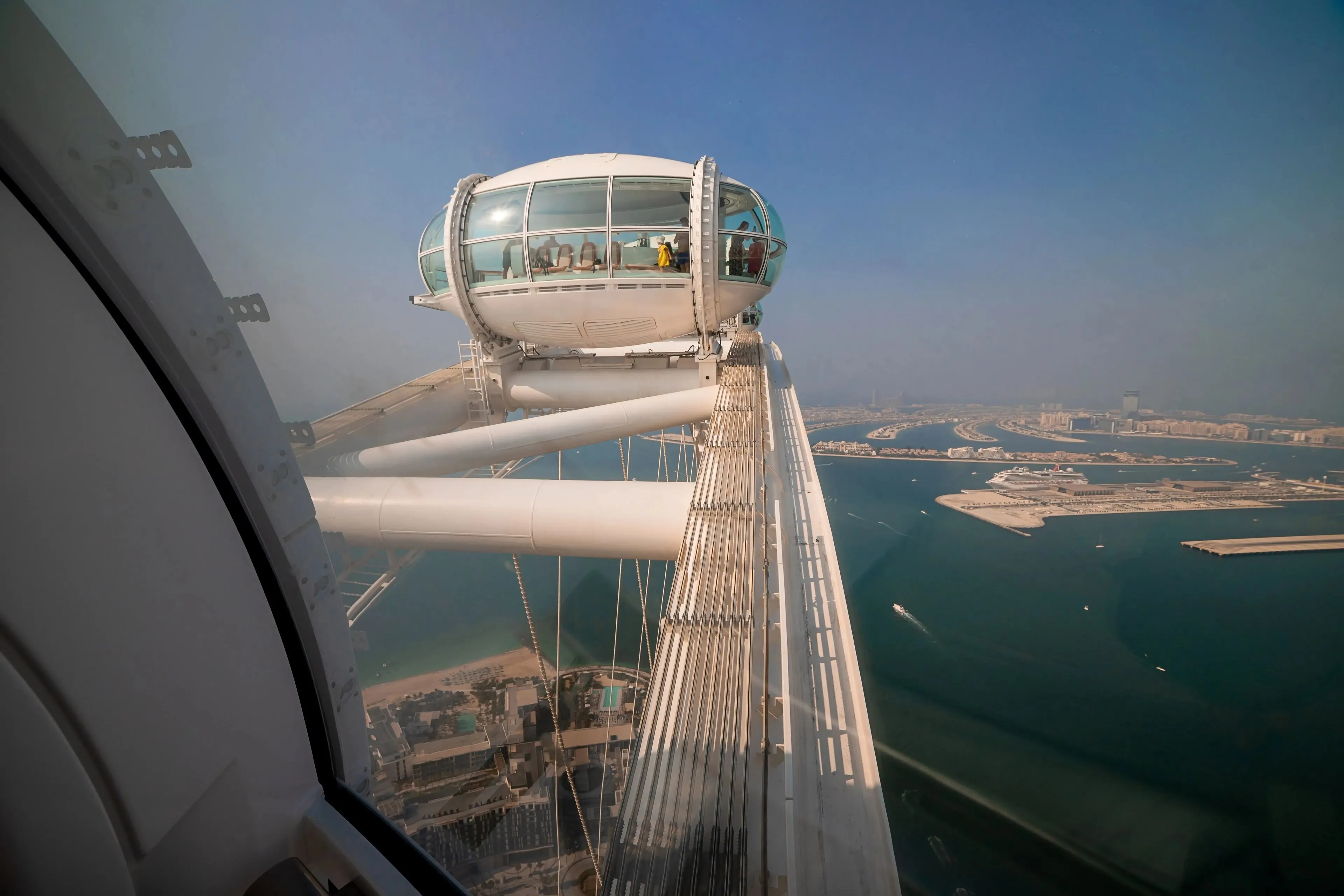 Dubai Private City Tour With Dubai Eye Entry